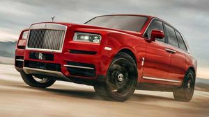 दुनिया की सबसे लग्जरी ऑफ-रोडर रोल्स रॉयस कलिनन भारत में लॉन्च - जानें कीमत