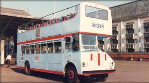 डबल डेकर बसों की हो रही है वापसी, जानिये किस शहर में फिर से होगी शुरु