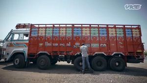 भारतीय ट्रक ड्राइवर अपने ट्रक को क्यों करवाते है पेंट, जानिये इसके पीछे का कारण