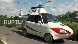 बिहार के युवा ने टाटा नैनो को बना दिया हेलीकॉप्टर, पायलट बनने का था सपना