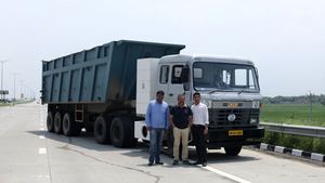 देश की पहली इलेक्ट्रिक ट्रक का हुआ खुलासा, जानिये इसके परफॉर्मेंस व रेंज के बारें में