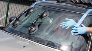 कार और ट्रक के विंडशील्ड में क्या है अंतर, जानिए कुछ रोचक तथ्य