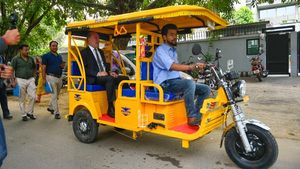 अमेजन भारत में बना रही इलेक्ट्रिक रिक्शा, कंपनी के सीईओ ने दी जानकारी