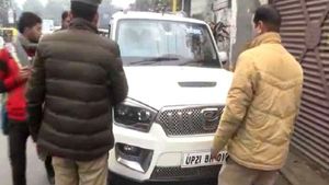 सांसद की महिंद्रा स्काॅर्पियो का पुलिस ने काटा चालान, इस्तेमाल कर रहे थे प्रतिबंधित हुटर