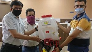 कोरोना से जंगः होंडा मोटरसाइकिल इंडिया ने दान किए 800 यूनिट हाई प्रेशर बैकपैक स्प्रेयर