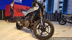 हस्कवरना बाइक की बिक्री मार्च में हुई दोगुनी, जाने बिके कितने यूनिट