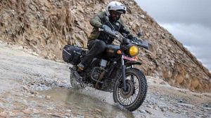 जावा 42 को मॉडिफाई कर बना दिया एडवेंचर बाइक, देखिए शानदार तस्वीरें