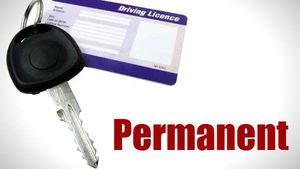 Driving License Validity Extended: सरकार ने ड्राइविंग लाइसेंस की सीमा दो महीने के लिए बढ़ाई