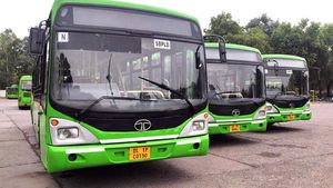 Bus Services Resumes in Odisha: ओडिशा में प्राइवेट बस सेवाएं शुरु, माफ होगा मोटर वाहन कर