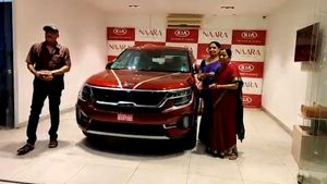 Kia Dealerships Resume Operations: किया मोटर्स के डीलरशिप खुले, सेल्टोस की डिलीवरी शुरू
