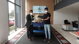 Skoda Octavia RS 245 Delivery Begins: स्कोडा ऑक्टाविया आरएस 245 की डिलीवरी हुई शुरु