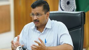 Delhi Govt. Lifts Passenger Count Restrictions: दिल्ली में सवारियों की संख्या पर लगी पाबंदी हटी