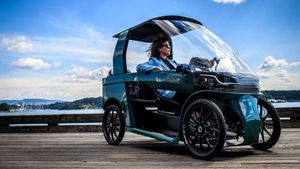 CityQ Unveiled 4-Wheeled e-Cycle: चार पहियों वाली इलेक्ट्रिक साइकिल हुई लाॅन्च, रेंज है 100 किलोमीटर