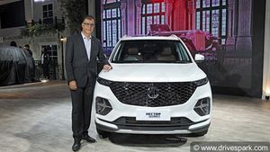 MG Hector Plus Launch In July 2020: एमजी हेक्टर प्लस जुलाई में होगी लॉन्च, कंपनी ने की पुष्टि