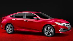 Honda Civic Diesel BS6 Launched: होंडा सिविक डीजल बीएस6 भारत में हुई लॉन्च, कीमत 20.74 लाख रुपये