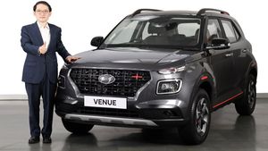 Hyundai Venue With iMT Gearbox Launched: हुंडई वेन्यू आईएमटी गियरबॉक्स के साथ लॉन्च, आया नया वैरिएंट