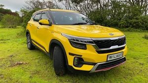 Kia Seltos Bright Yellow Wrapped: किया सेल्टॉस को येलो कलर में किया रैप, लग रही शानदार