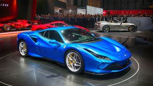 Ferrari F8 Tributo Launched: फरारी एफ8 ट्रिब्यूटो भारत में हुई लॉन्च, कीमत 4.02 करोड़ रुपये