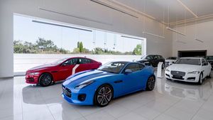 Jaguar Land Rover New 3S Retail Facility: जगुआर लैंड रोवर ने बैंगलोर में खोली नई 3एस फेसेलिटी