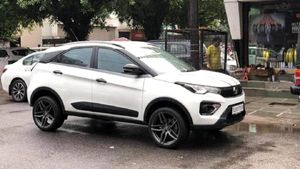 Tata Nexon Modification: टाटा नेक्सन को किया गया मॉडिफाई, नए अलॉय व्हील के साथ लग रही शानदार