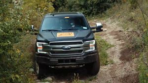 Ford F-150 Electric Pickup Truck: फोर्ड एफ-150 इलेक्ट्रिक पिकअप ट्रक का टीजर जारी, देखें वीडियो