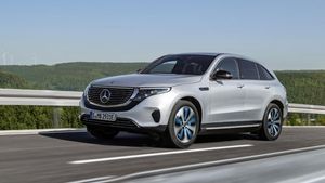 Mercedes-Benz EQC Electric SUV: मर्सिडीज-बेंज ईक्यूसी इलेक्ट्रिक एसयूवी की लॉन्च डेट का खुलासा