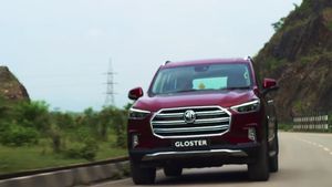 MG Gloster Emergency Braking System: एमजी ग्लोस्टर होगी हाइवे पर अधिक सुरक्षित, मिलेगा यह फीचर