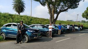 Bull Bar In Tata Nexon EV: टाटा मोटर्स के डिजाईनर ने ग्राहक को दी नसीहत, कहा कार से ये हटाएं