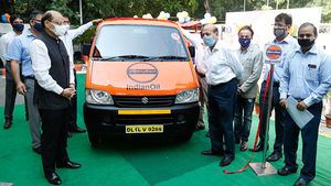 Indian Oil Steps Into Car Servicing: इंडियन आयल ने शुरू की डोर-स्टेप कार सर्विसिंग, जानें