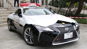 Lexus LC 500 In Japanese Police Fleet: जापानी पुलिस बेडे़ में शामिल हुई लेक्सस एलसी 500 सुपर कार