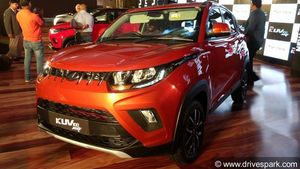 Mahindra KUV100 NXT Dual-tone: महिंद्रा केयूवी100 एनएक्सटी ड्यूल टोन वैरिएंट हुआ लॉन्च, जानें कीमत