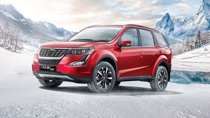 New-Gen Mahindra XUV500 Spied: नई महिंद्रा एक्सयूवी500 टेस्टिंग करते आई नजर, यह हुआ खुलासा