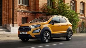 Ford Plans To Make Own Batteries: फोर्ड अपने इलेक्ट्रिक वाहनों के लिए खुद बनाएगी बैटरी, जानें