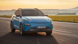 2021 Hyundai Kona Unveiled: हुंडई कोना फेसलिफ्ट का हुआ खुलासा, नया लुक व आधुनिक तकनीक