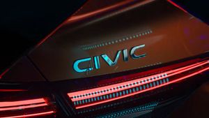 2022 Honda Civic Teased: नई होंडा सिविक का टीजर हुआ जारी, प्रोटोटाइप का जल्द होगा खुलासा