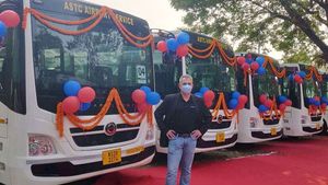 Bharat-Benz To Deliver 20 AC Buses: भारत-बेंज असम सरकार को डिलीवर करेगी 20 एसी बसें