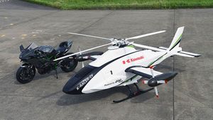 कावासाकी के इस मानव रहित हेलीकॉप्टर में लगा है बाइक का इंजन, भर सकता है तेजी से उड़ान