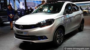 Tata Motors Upcoming Cars: नए साल में टाटा मोटर्स लॉन्च करेगी 5 नई कारें, जानें