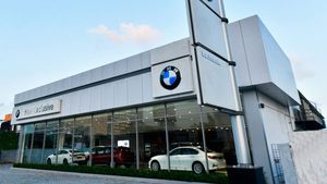 BMW New Showroom In Chennai: बीएमडब्ल्यू इंडिया ने चेन्नई में खोला नया शोरूम, जानें कहां
