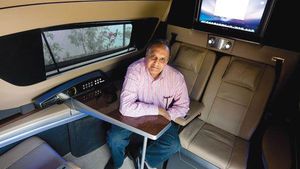 Car Designer Dilip Chhabria Arrested: कार डिजाईनर दिलीप छाबरिया को मुंबई पुलिस ने किया गिरफ्तार, जानें क्यों