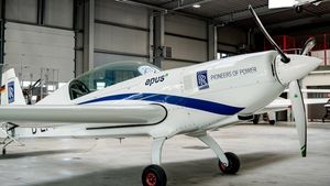 Rolls-Royce & Infosys Strategic Partnership: रोल्स-रॉयस व इंफोसिस एयरोस्पेस इंजीनियरिंग पर करेंगी काम