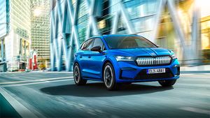 Skoda Enyaq Sportline iV Unveiled: स्कोडा ने इनयाक स्पोर्टलाइन iV का किया खुलासा, जानें