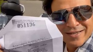 Vivek Oberoi Shows Challan Receipt: विवेक ओबेरॉय ने कहा, “पावती कट गई है”, दिखाया बाइक का चालान