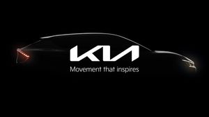 Kia Teased Its First Electric Car EV6: किया ने अपनी पहली इलेक्ट्रिक कार का दिखाया टीजर, जल्द होगी पेश