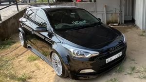 Hyundai i20 Elite Modification: हुंडई आई20 एलीट में लगाया एयर सस्पेंशन, लगाई नई कस्टम बॉडी किट