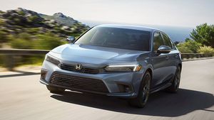 2022 Honda Civic Officially Revealed: न्यू-जेन होंडा सिविक ग्लोबल स्तर पर पेश, जानें क्या हुआ है अपडेट