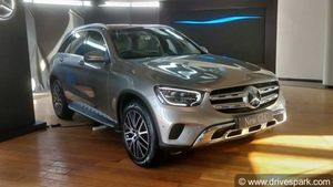 Luxury Car Sales FY2021: मर्सिडीज-बेंज रही फिर से नंबर वन, सेगमेंट में आई बड़ी गिरावट
