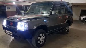 15 साल पुरानी Tata Sumo को मिला नया अवतार, नहीं लग रही किसी Luxury SUV से कम, देखें वीडियो