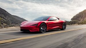 Tesla की नई Roadster Electric Car सिर्फ 1.1 सेकेंड में हासिल करेगी इतनी रफ्तार, जानें