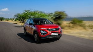 Tata Harrier ने पार किया 50,000 यूनिट्स की बिक्री का आंकड़ा, Safari का प्रदर्शन भी रहा बेहतरीन